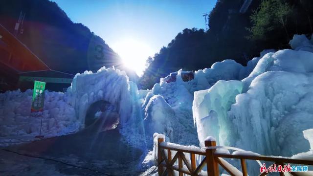 小微金融专家、行业代表性人物嵇少峰荣膺“2023年度十大意见领袖”