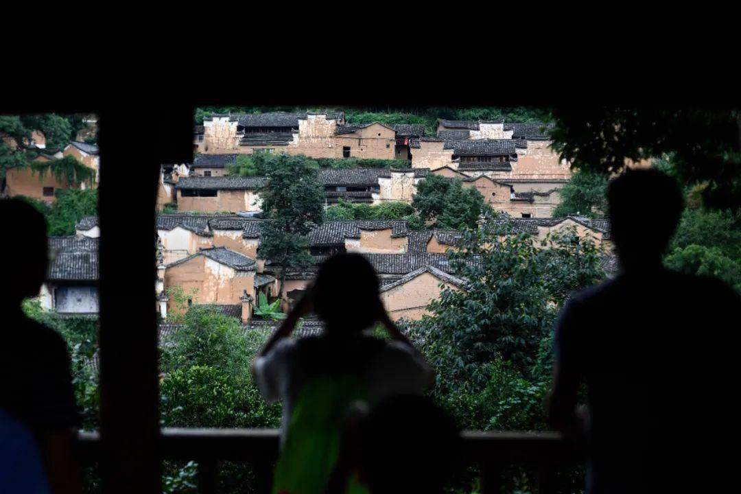 世界上人最多能活多少岁？游戏画面