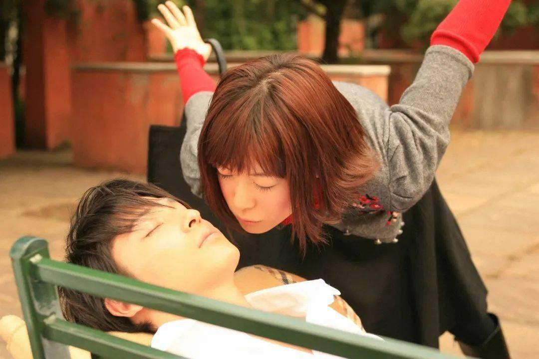“整容式成长”莫小贝,曾被称为“最丑童星”,如今成功逆袭了!