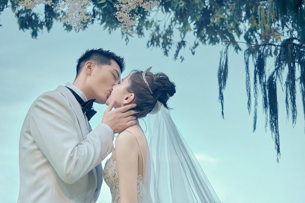 董明珠称不关心股价后格力电器涨超4% 白电企业今年如何增长?