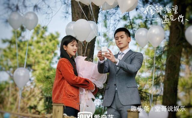 这一天还是来了,1吨钻地弹从天而降,胡塞武装的家底子,要丢了