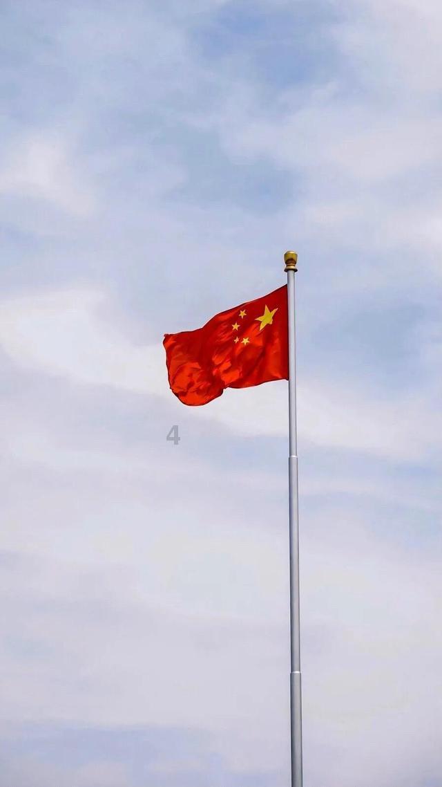 充电宝摔了一下，摇起来有颗粒的声音还可以继续使用吗？
