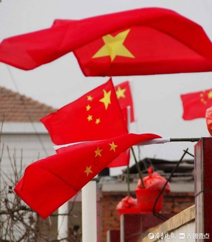 生成式大模型的远水，解不了智能手机厂商的近渴