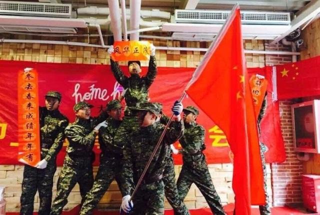 晚清最残忍的一顿午餐：8位将领高兴入座，筷子还没动却人头落地