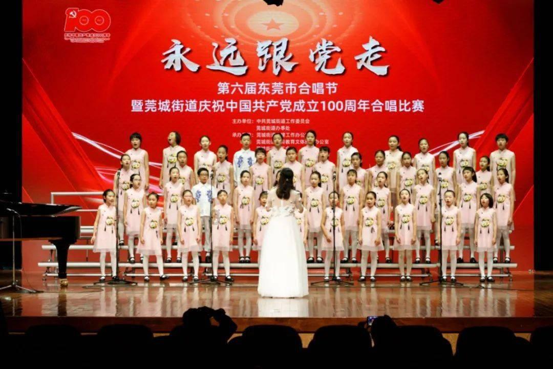 我家买的精装房不合格物业折了不修我不交物业费可以吗？
