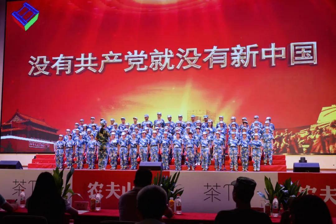 干实事勇担当的党支部书记彭成