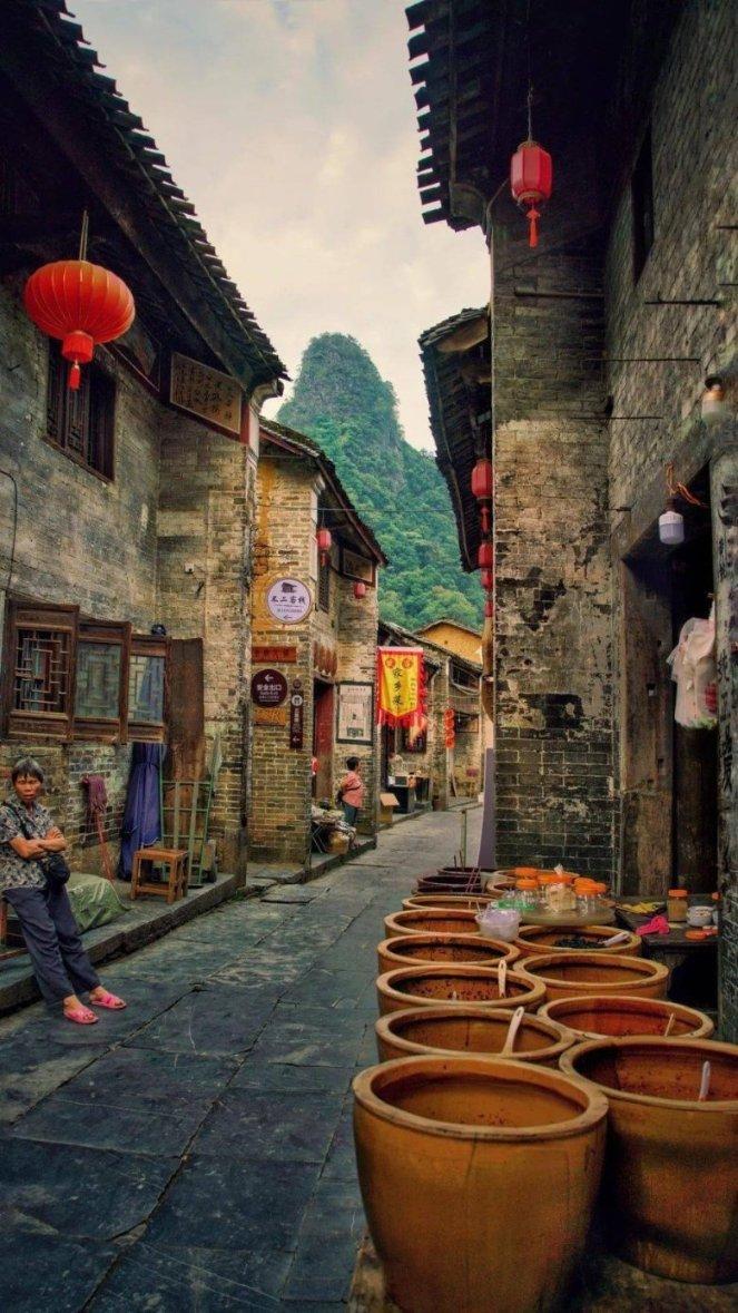 “龙咚锵”送安全!湖北应急科普地铁专列上线