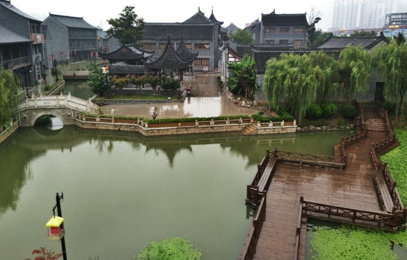 苹果手机想更换微信提示声音怎么弄？