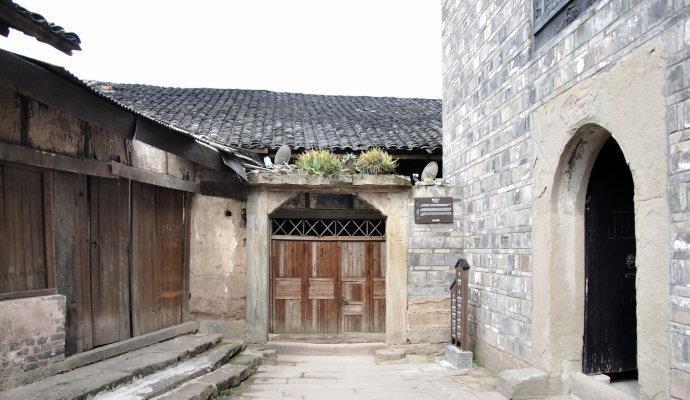 救援医学院学生