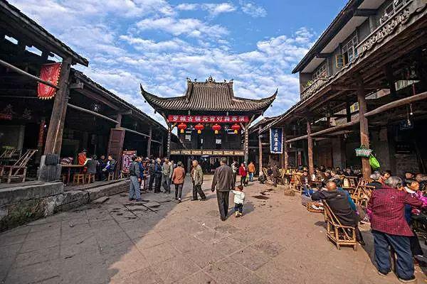 从吴京谢楠身上发现：男人爱不爱你，不用反复试探，看这一点就够